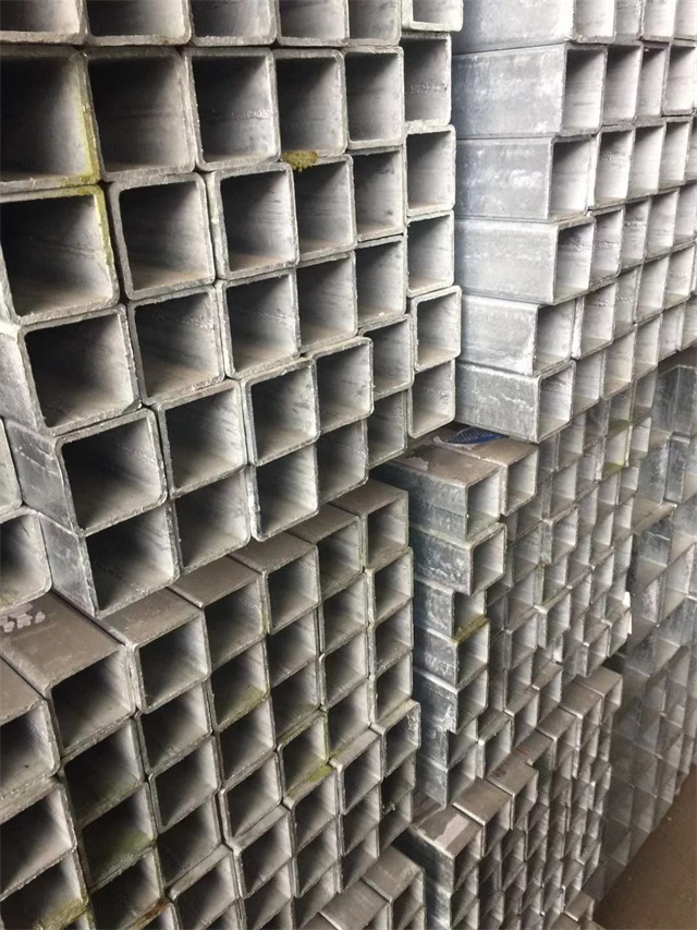 低合金 Q355B 长泰长泰长泰镀锌无缝方管 工程专用无缝长泰长泰长泰镀锌方管